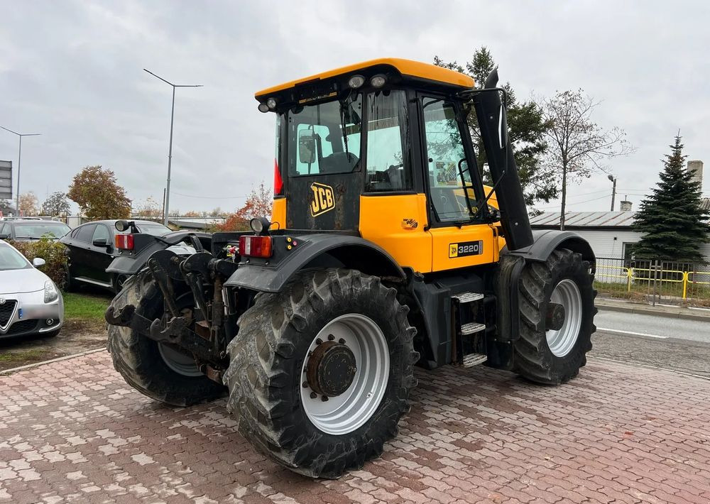 JCB Fastrac 3220 - 장궤형 트랙터 : 사진 5 JCB Fastrac 3220 - 장궤형 트랙터 : 사진 5