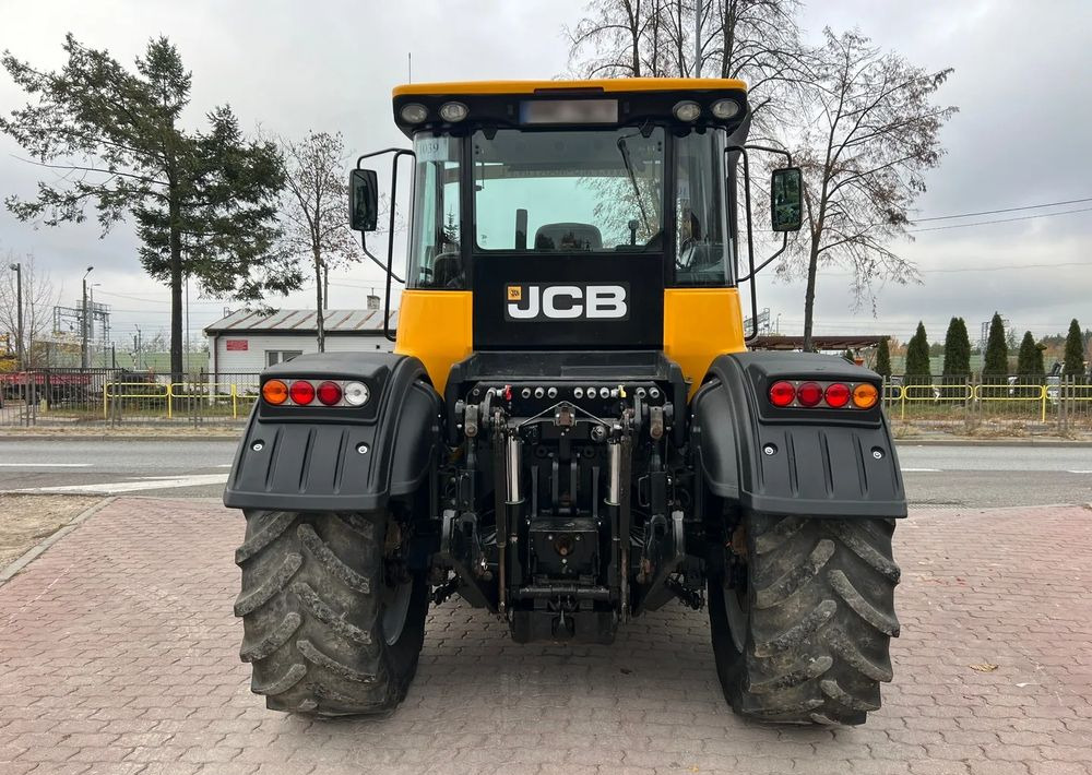 JCB Fastrac 3230 Sisu Xtra - 장궤형 트랙터 : 사진 4 JCB Fastrac 3230 Sisu Xtra - 장궤형 트랙터 : 사진 4