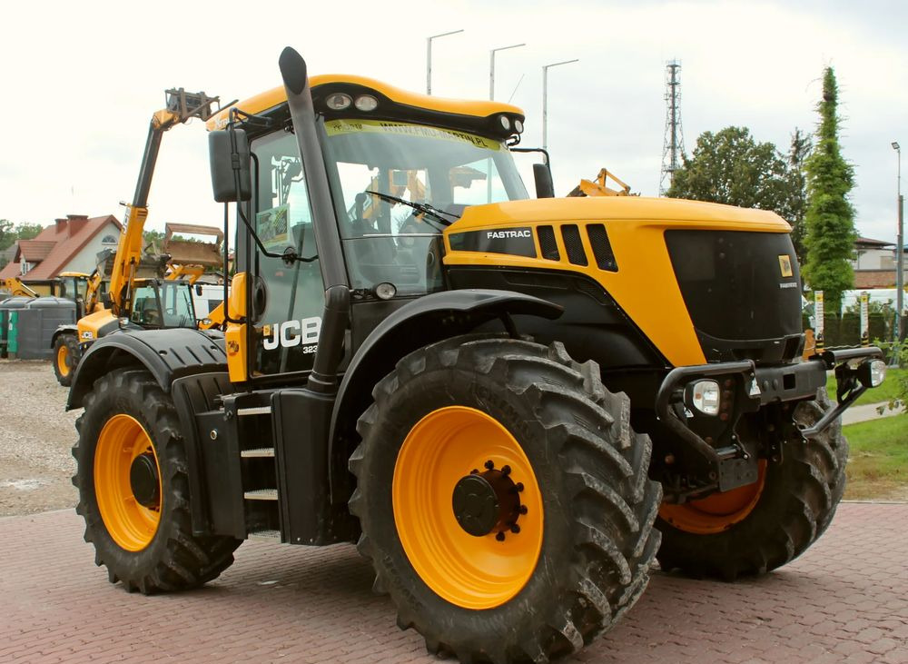 JCB Fastrac 3230 Xtra - 장궤형 트랙터 : 사진 2 JCB Fastrac 3230 Xtra - 장궤형 트랙터 : 사진 2