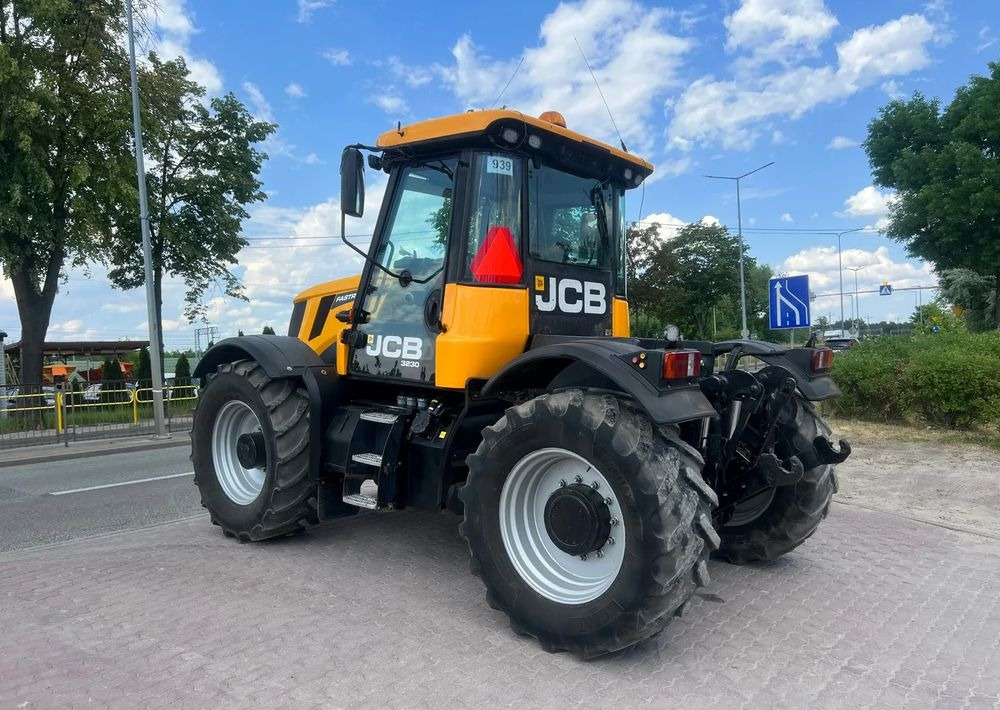 JCB Fastrac 3230 - 장궤형 트랙터 : 사진 3 JCB Fastrac 3230 - 장궤형 트랙터 : 사진 3