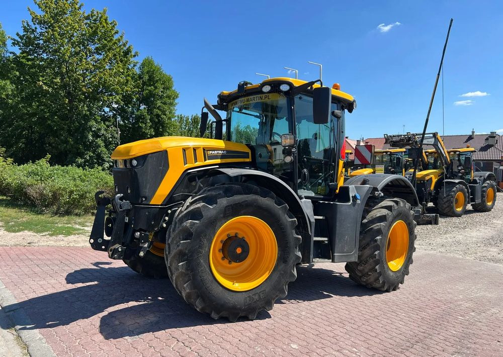 JCB Fastrac 4220 - 장궤형 트랙터 : 사진 1 JCB Fastrac 4220 - 장궤형 트랙터 : 사진 1