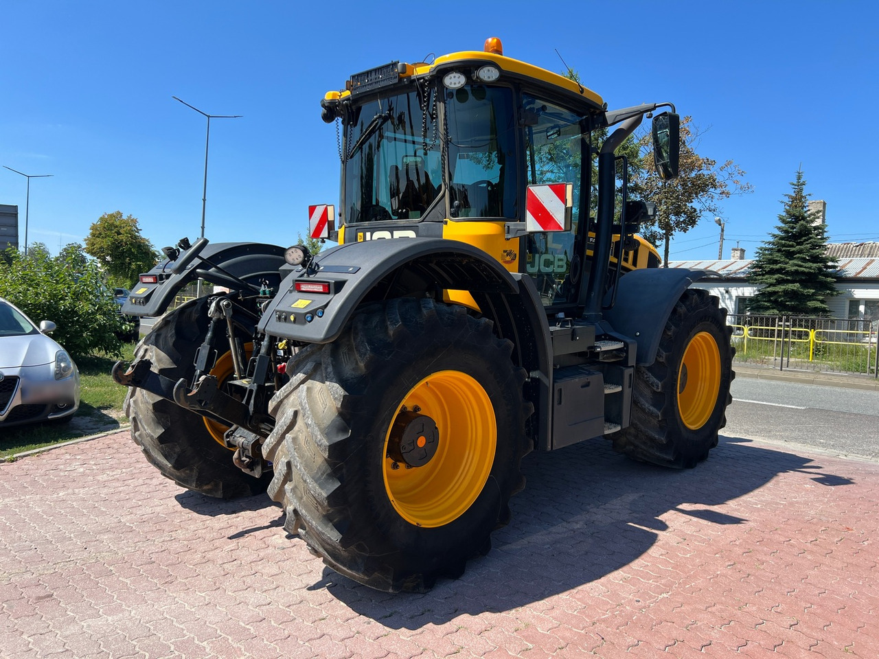 JCB Fastrac 4220 - 장궤형 트랙터 : 사진 5 JCB Fastrac 4220 - 장궤형 트랙터 : 사진 5