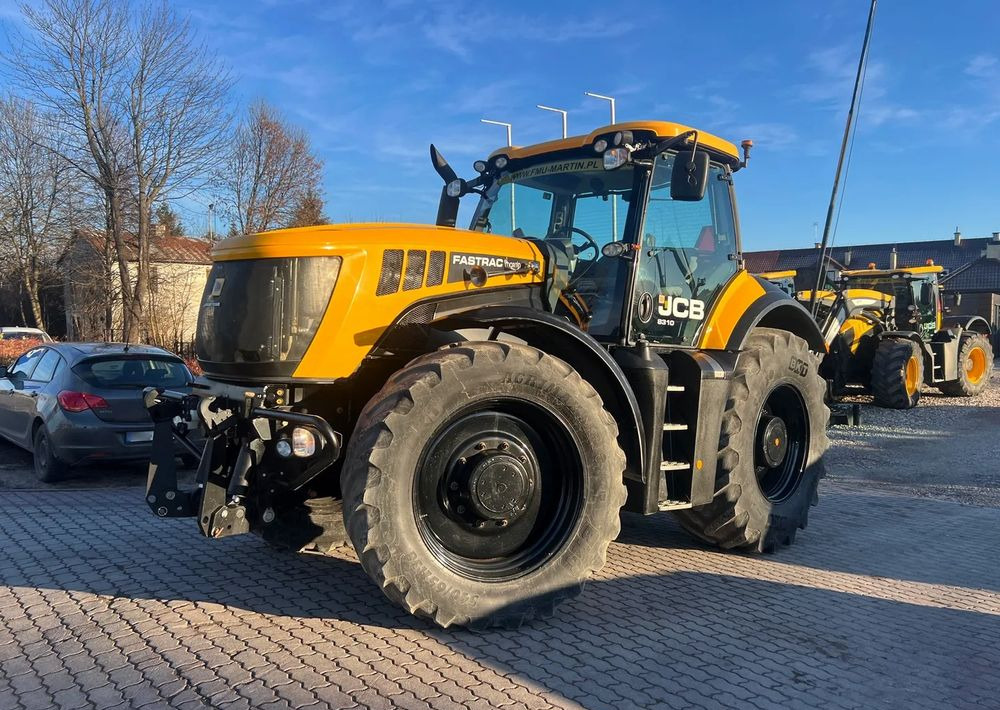 JCB Fastrac 8310 - 장궤형 트랙터 : 사진 1 JCB Fastrac 8310 - 장궤형 트랙터 : 사진 1