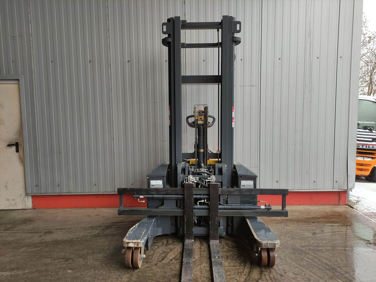 Combilift Combi WR4 / 4-Wege - 스태커 : 사진 3 Combilift Combi WR4 / 4-Wege - 스태커 : 사진 3