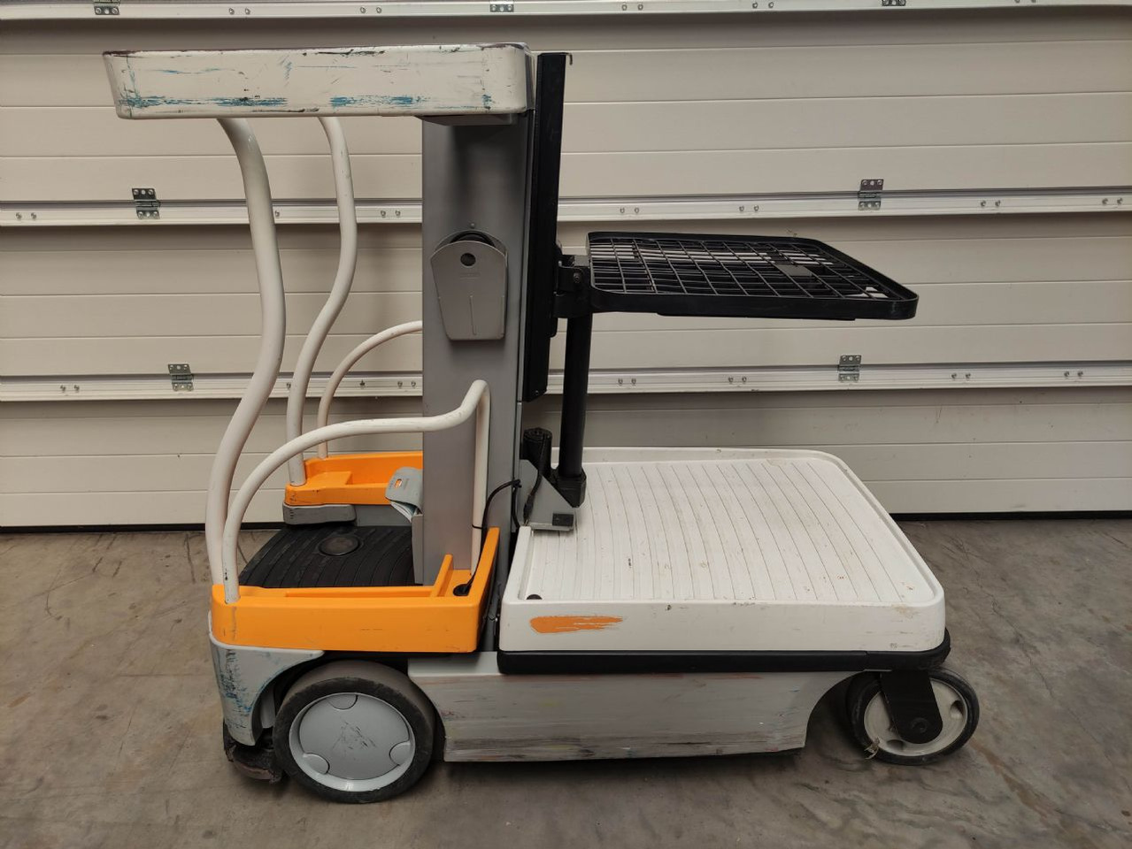 Crown WAV50-118 - 오더 피커 : 사진 2 Crown WAV50-118 - 오더 피커 : 사진 2