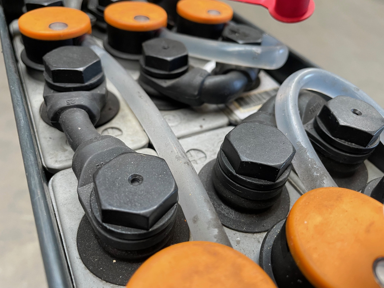 Exide 24 Volt I 2EPzB 200 - 배터리 자재 취급 장비 용 : 사진 3 Exide 24 Volt I 2EPzB 200 - 배터리 자재 취급 장비 용 : 사진 3