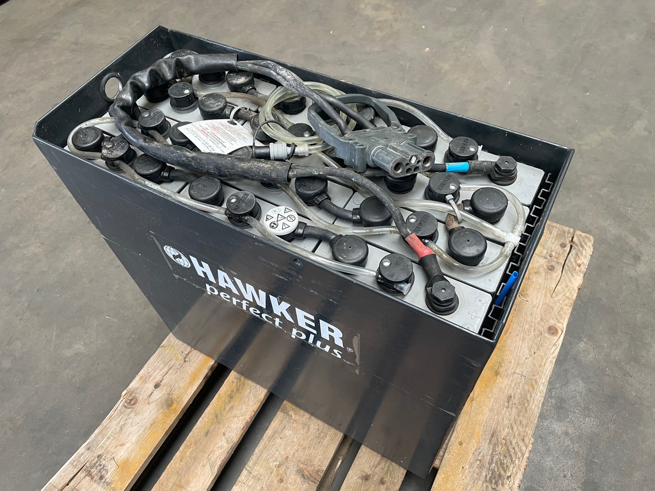 Hawker 24 Volt I 3 PZS 375 - 배터리 자재 취급 장비 용 : 사진 1 Hawker 24 Volt I 3 PZS 375 - 배터리 자재 취급 장비 용 : 사진 1