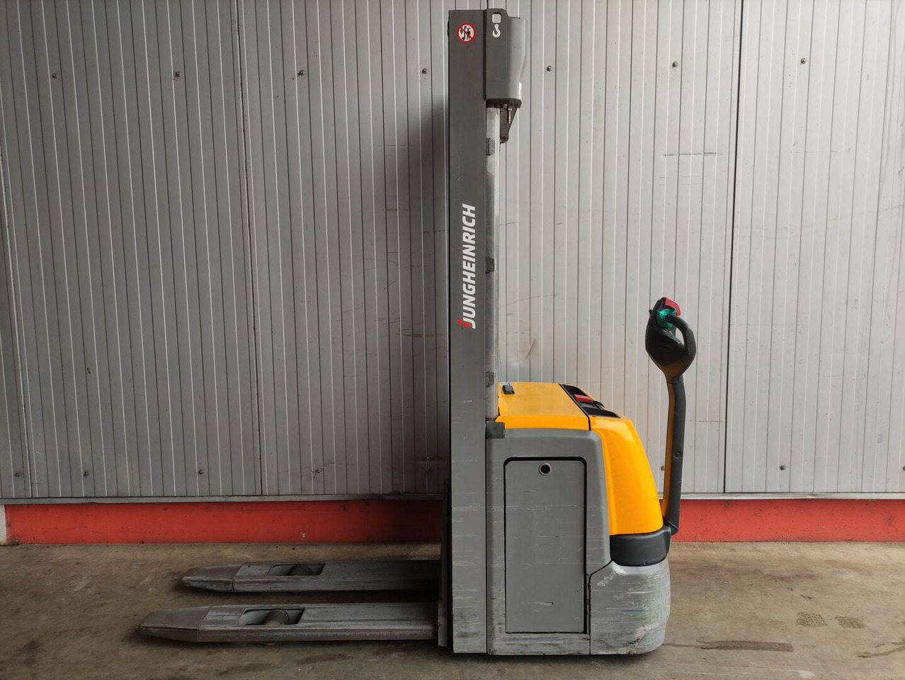 Jungheinrich EJC 214 - 스태커 : 사진 1 Jungheinrich EJC 214 - 스태커 : 사진 1