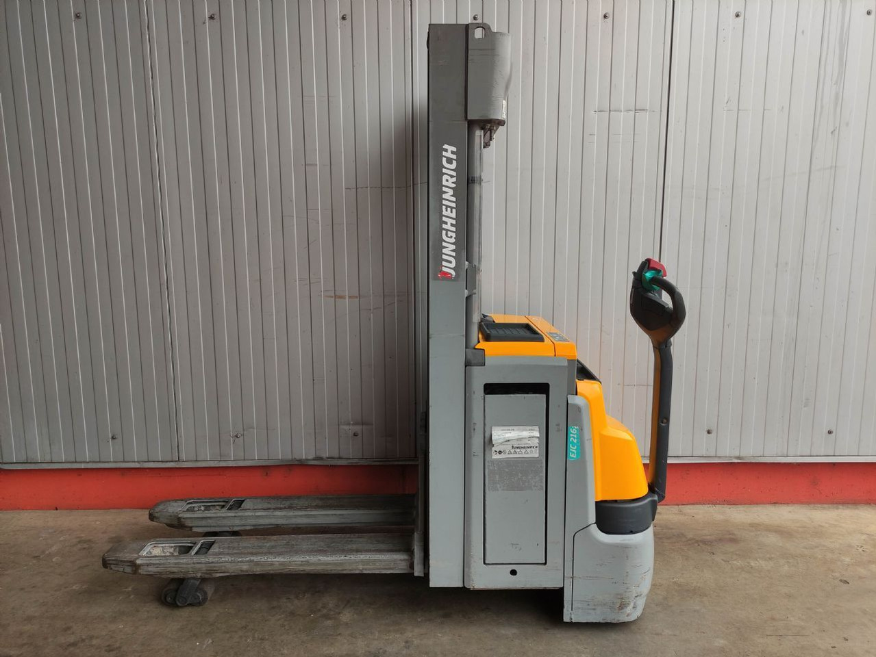 Jungheinrich EJC 216 Z - 스태커 : 사진 1 Jungheinrich EJC 216 Z - 스태커 : 사진 1