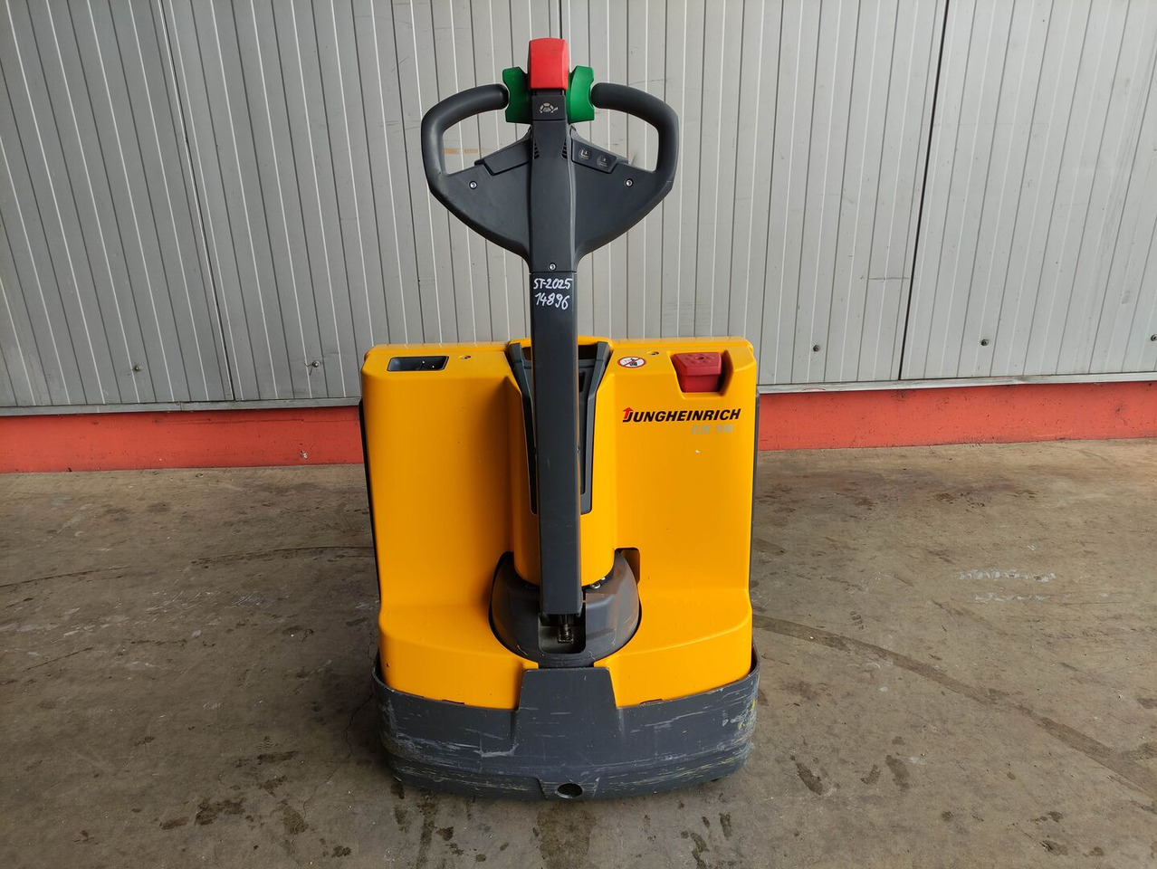 Jungheinrich EJE 116 - 팔레트 트럭 : 사진 4 Jungheinrich EJE 116 - 팔레트 트럭 : 사진 4