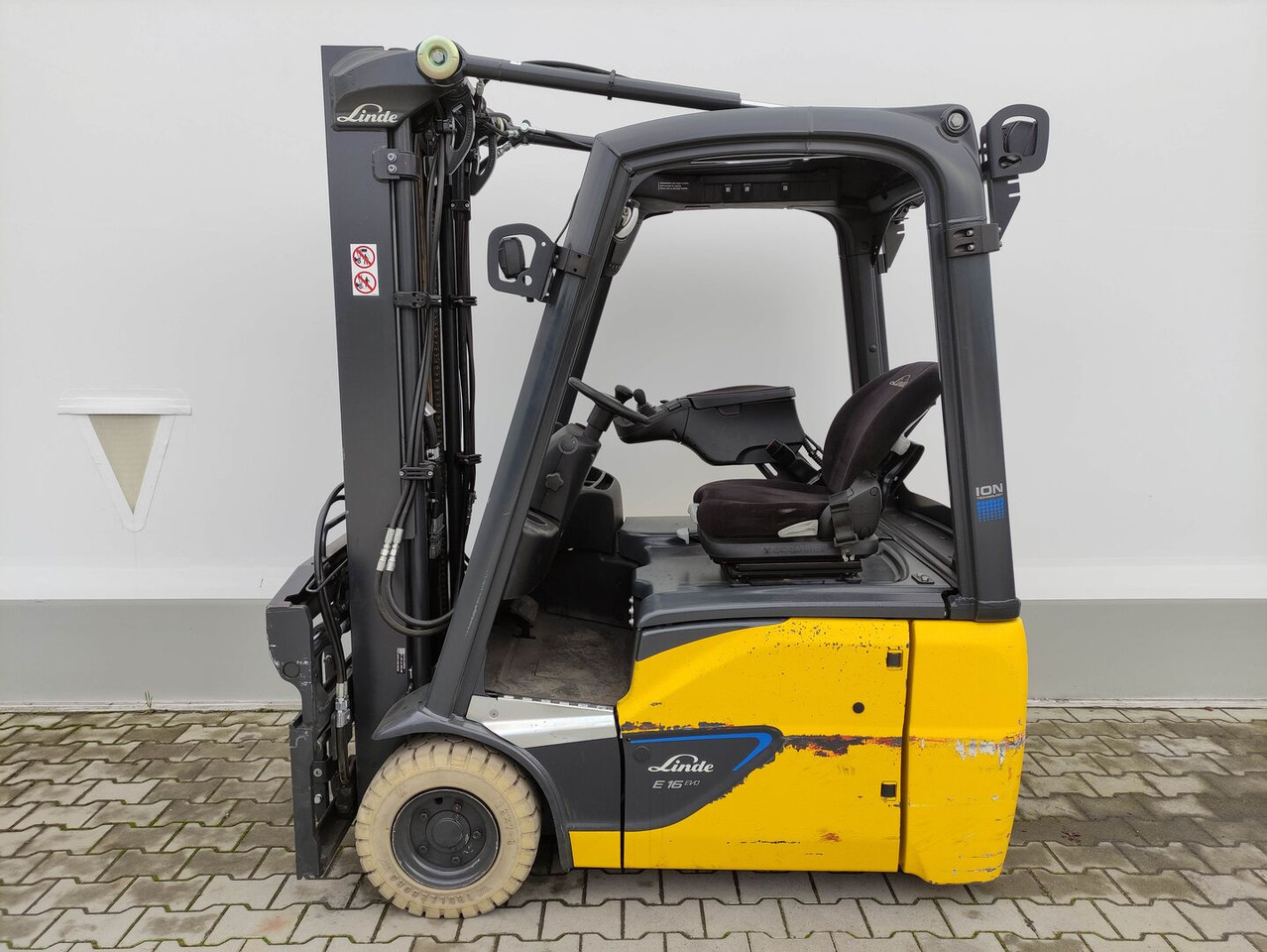 Linde E16-C-02-387 EVO - 전기 지게차 : 사진 1 Linde E16-C-02-387 EVO - 전기 지게차 : 사진 1