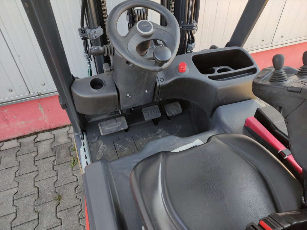 Linde E16C-02-386 EVO - 전기 지게차 : 사진 5 Linde E16C-02-386 EVO - 전기 지게차 : 사진 5