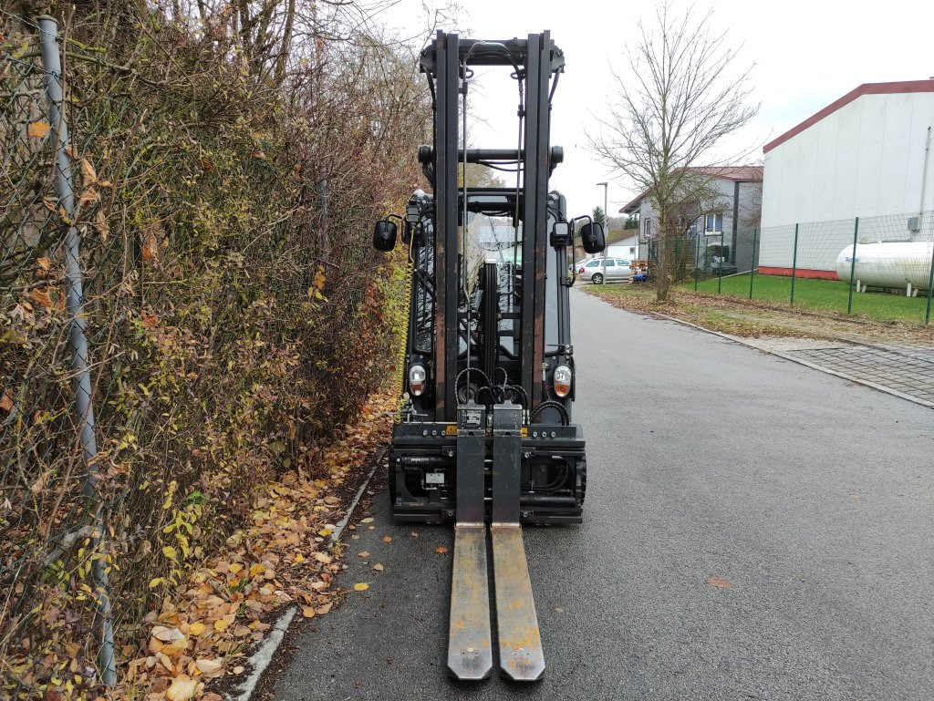 Linde E20PL-02-386 EVO - 전기 지게차 : 사진 3 Linde E20PL-02-386 EVO - 전기 지게차 : 사진 3
