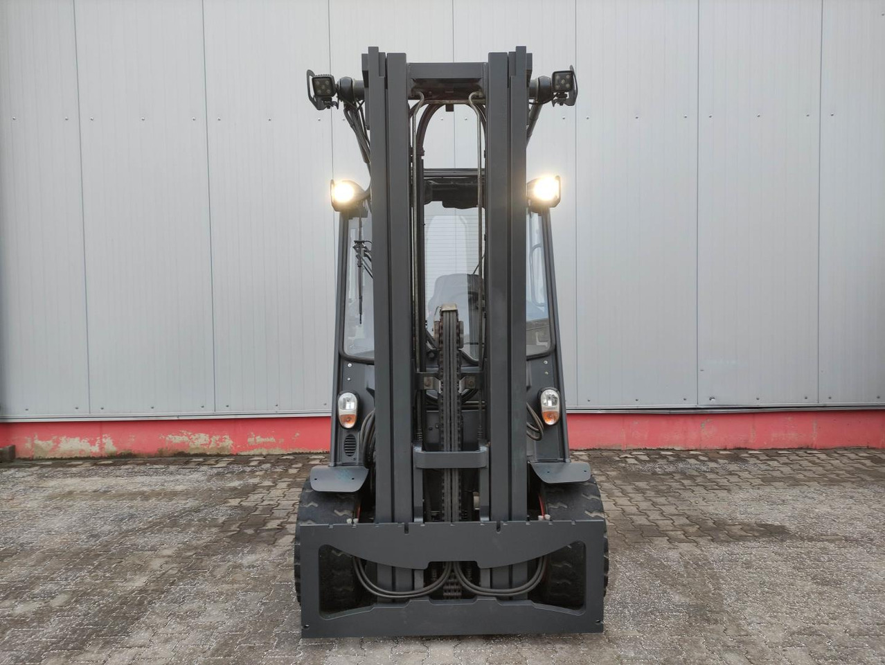 Linde E50HL-01-388 - 전기 지게차 : 사진 3 Linde E50HL-01-388 - 전기 지게차 : 사진 3