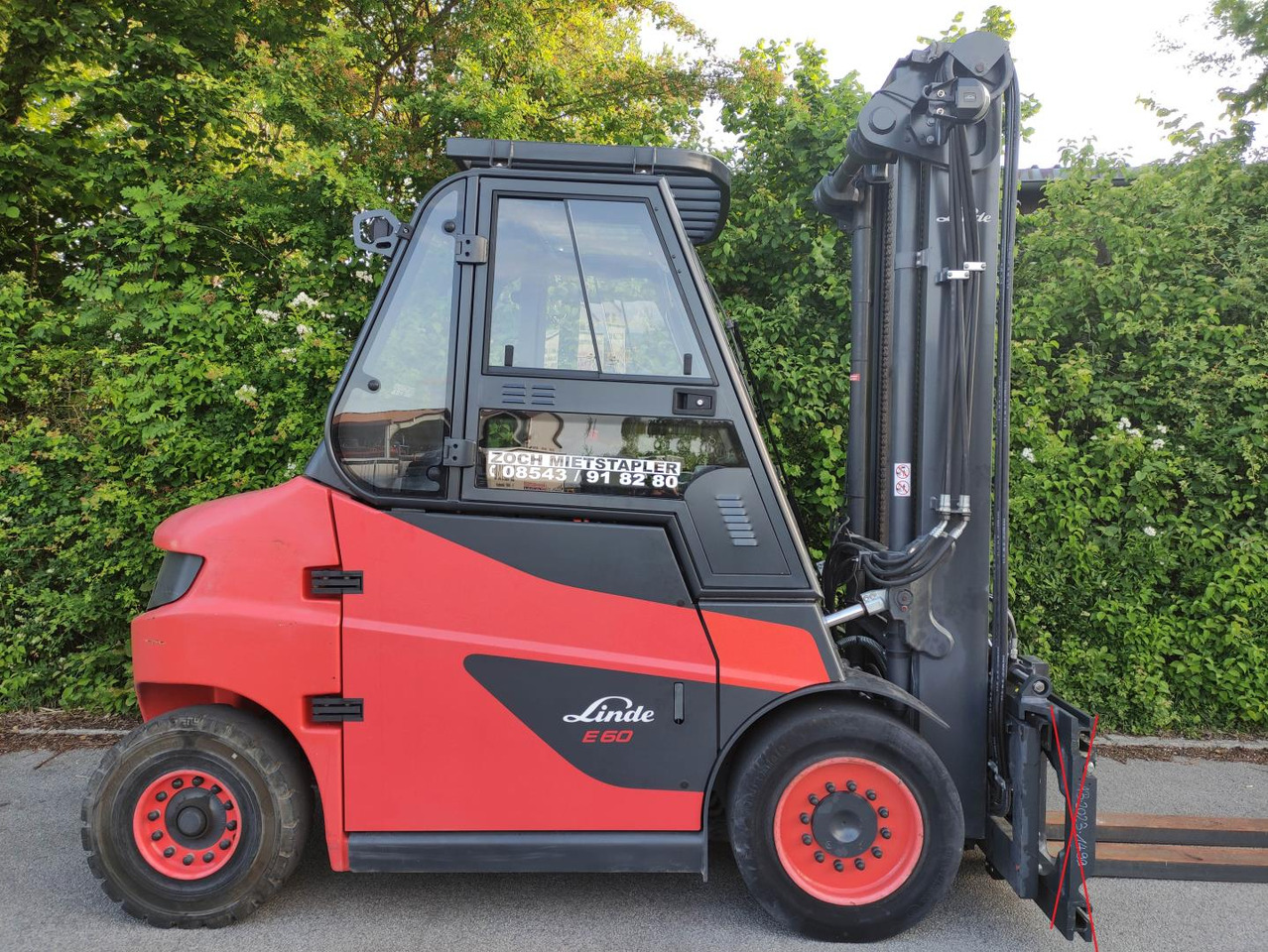Linde E60-01-1279 - 전기 지게차 : 사진 2 Linde E60-01-1279 - 전기 지게차 : 사진 2