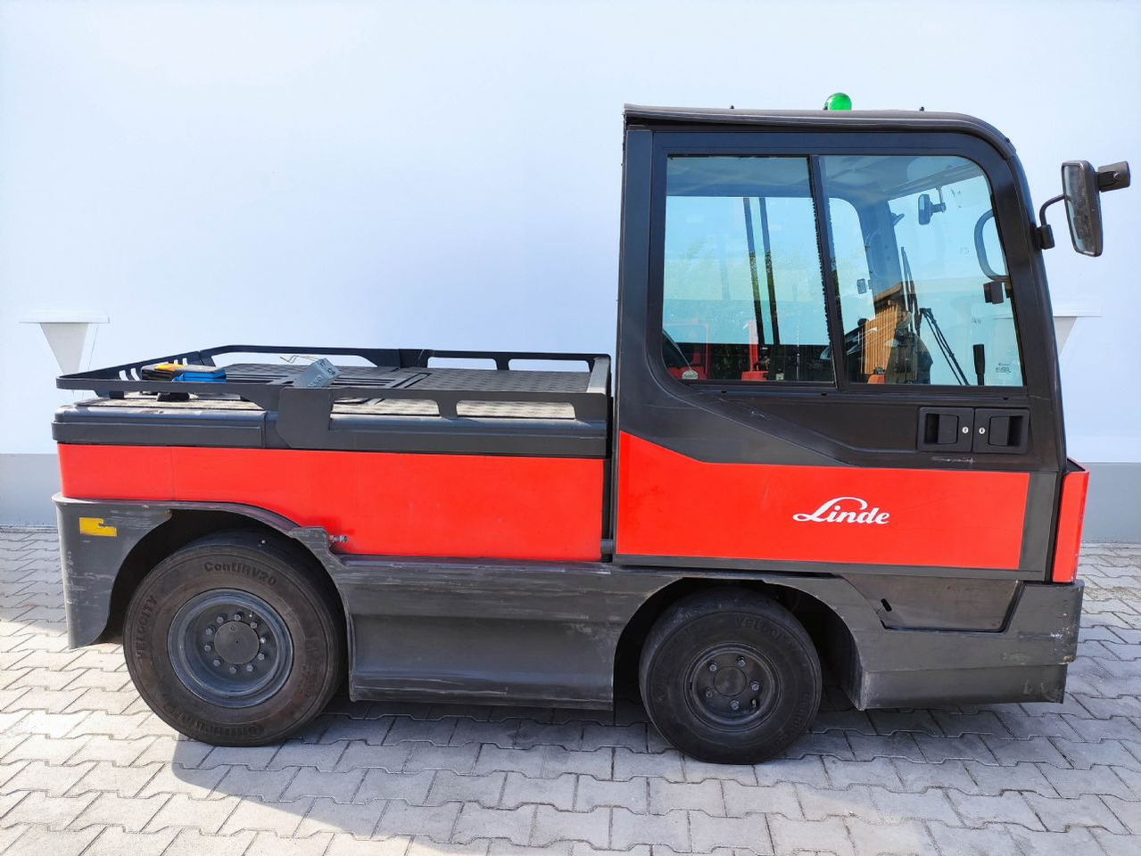 Linde P250 - 견인 트랙터 : 사진 2 Linde P250 - 견인 트랙터 : 사진 2