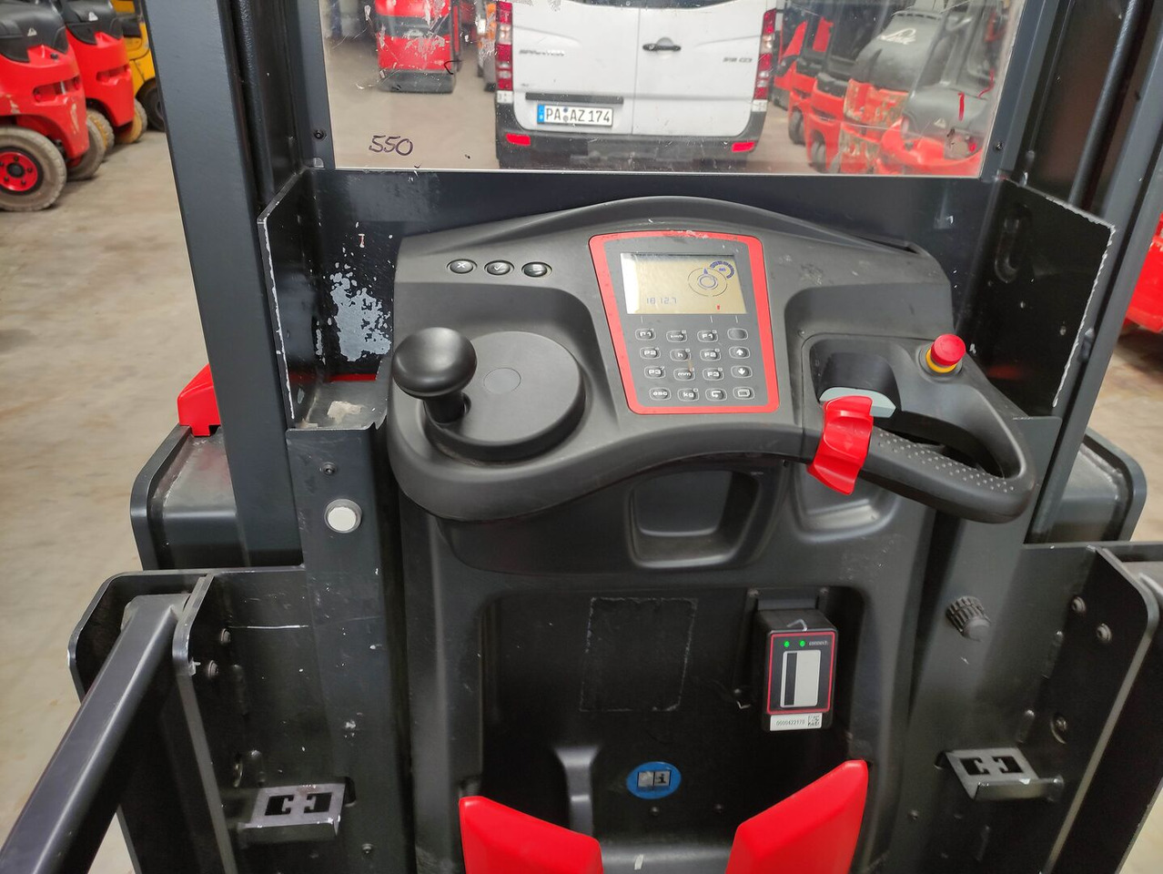 Linde V10-02 - 오더 피커 : 사진 5 Linde V10-02 - 오더 피커 : 사진 5