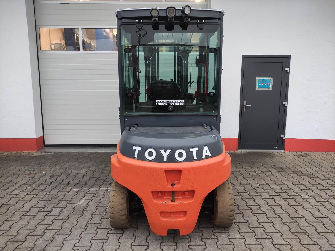 Toyota 8FBMT50 - 전기 지게차 : 사진 4 Toyota 8FBMT50 - 전기 지게차 : 사진 4