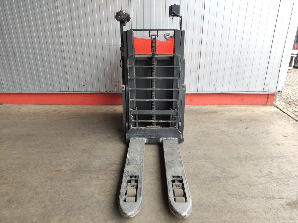 Toyota SSE160D - 스태커 : 사진 3 Toyota SSE160D - 스태커 : 사진 3