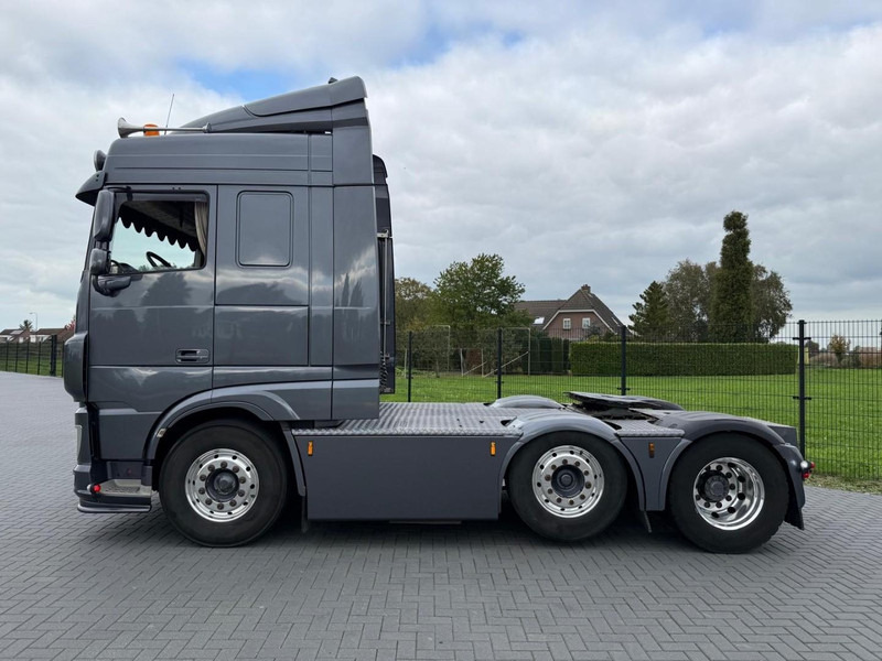 DAF XF 510 FTG HANDGESCHAKELD, COMPLEET, KIEPCHASSIS, 30FT CONTAINER. - 트랙터 유닛 : 사진 3 DAF XF 510 FTG HANDGESCHAKELD, COMPLEET, KIEPCHASSIS, 30FT CONTAINER. - 트랙터 유닛 : 사진 3