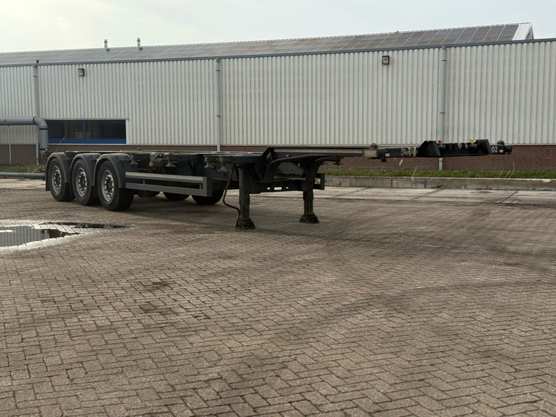 Kögel PORT 40 SIMPLEX 20 CONTAINER CHASSIS, NL TRAILER, 2020 - 컨테이너 운반 장치/ 스와프 보디 세미 트레일러 : 사진 1 Kögel PORT 40 SIMPLEX 20 CONTAINER CHASSIS, NL TRAILER, 2020 - 컨테이너 운반 장치/ 스와프 보디 세미 트레일러 : 사진 1