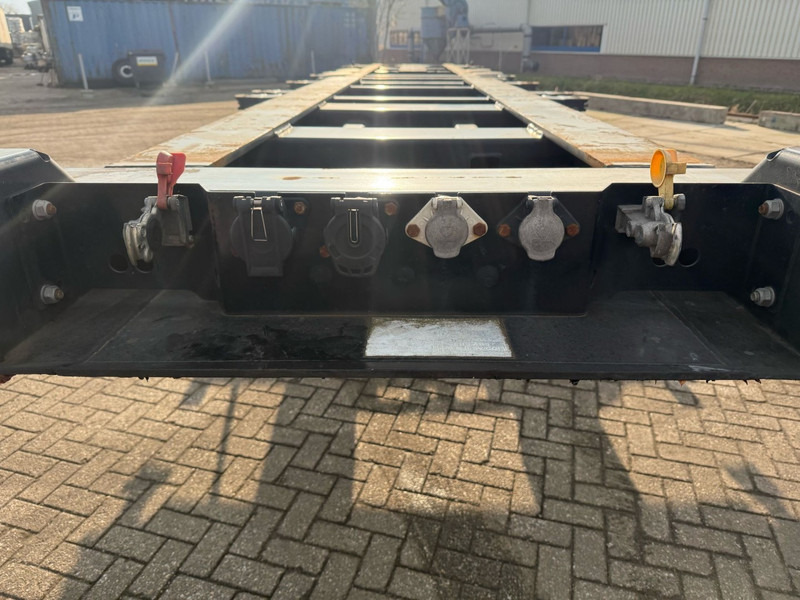 Kögel PORT 40 SIMPLEX 20 CONTAINER CHASSIS, NL TRAILER, 2020 - 컨테이너 운반 장치/ 스와프 보디 세미 트레일러 : 사진 4 Kögel PORT 40 SIMPLEX 20 CONTAINER CHASSIS, NL TRAILER, 2020 - 컨테이너 운반 장치/ 스와프 보디 세미 트레일러 : 사진 4