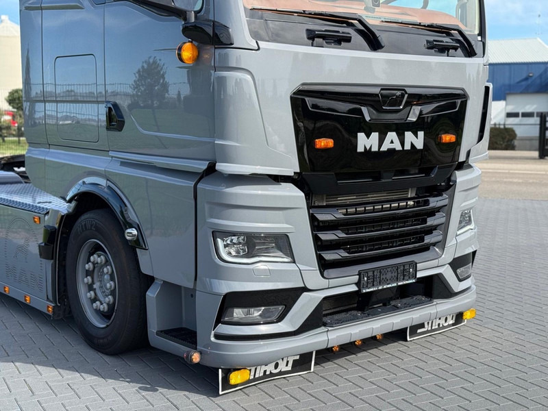 MAN 28.510 VOLLUCHT, SHOW, INTERIEUR, LAGE KILOMETER, WIELBASIS 310. - 트랙터 유닛 : 사진 5 MAN 28.510 VOLLUCHT, SHOW, INTERIEUR, LAGE KILOMETER, WIELBASIS 310. - 트랙터 유닛 : 사진 5