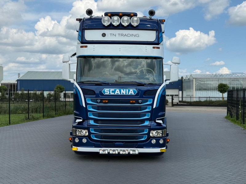 Scania R450 SHOW COMBI, SPECIAL INTERIOR, LIKE NEW, LOW MILEAGE. - 박스 트럭 : 사진 3 Scania R450 SHOW COMBI, SPECIAL INTERIOR, LIKE NEW, LOW MILEAGE. - 박스 트럭 : 사진 3