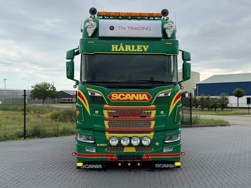 Scania R650 V8 SHOWTRUCK, VOLLUCHT, RETARDER, AUDIO, HYDRAULIEK, COMPLEET VOL. - 트랙터 유닛 : 사진 4 Scania R650 V8 SHOWTRUCK, VOLLUCHT, RETARDER, AUDIO, HYDRAULIEK, COMPLEET VOL. - 트랙터 유닛 : 사진 4