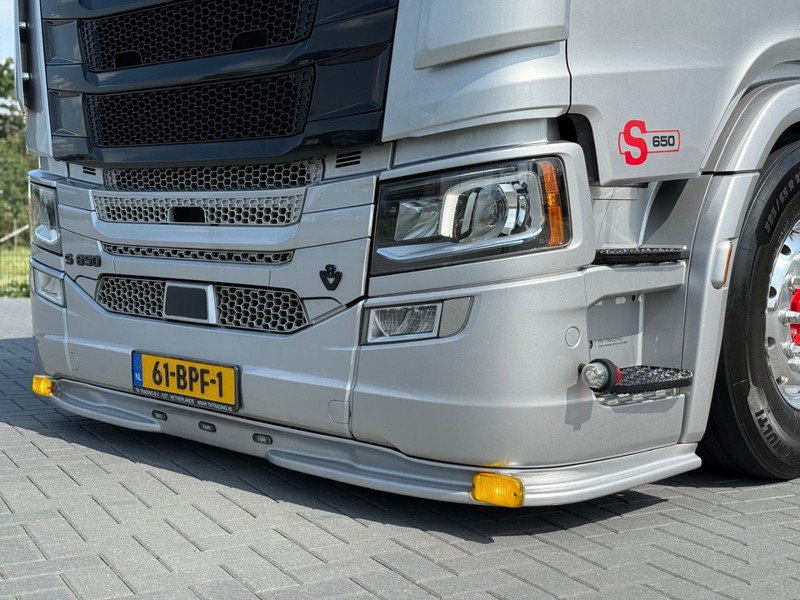 Scania S650 ADR, FULL AIR, LEATHER, SHOW, INTERIOR, LIKE NEW! - 트랙터 유닛 : 사진 5 Scania S650 ADR, FULL AIR, LEATHER, SHOW, INTERIOR, LIKE NEW! - 트랙터 유닛 : 사진 5