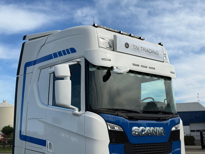 Scania S650 V8 NGS 2.95WB, PTO VOORBEREIDING, VOLLUCHT, KING OF THE ROAD, RETARDER, LEER. - 트랙터 유닛 : 사진 2 Scania S650 V8 NGS 2.95WB, PTO VOORBEREIDING, VOLLUCHT, KING OF THE ROAD, RETARDER, LEER. - 트랙터 유닛 : 사진 2