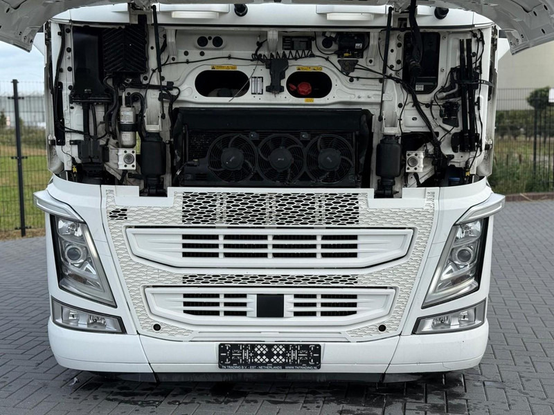 Volvo FH 13.500 VOLLUCHT, RETARDER, LEER, 2 TANKS, TOP AUTO. - 트랙터 유닛 : 사진 5 Volvo FH 13.500 VOLLUCHT, RETARDER, LEER, 2 TANKS, TOP AUTO. - 트랙터 유닛 : 사진 5