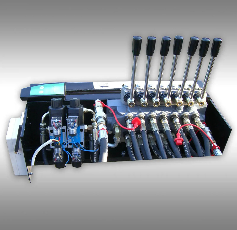 Hydrauliczny zawór sterujący do przyczepy do przewozu drewna Jansen HRW-15 - 예비 부속 임업용 트레일러 용 : 사진 1 Hydrauliczny zawór sterujący do przyczepy do przewozu drewna Jansen HRW-15 - 예비 부속 임업용 트레일러 용 : 사진 1