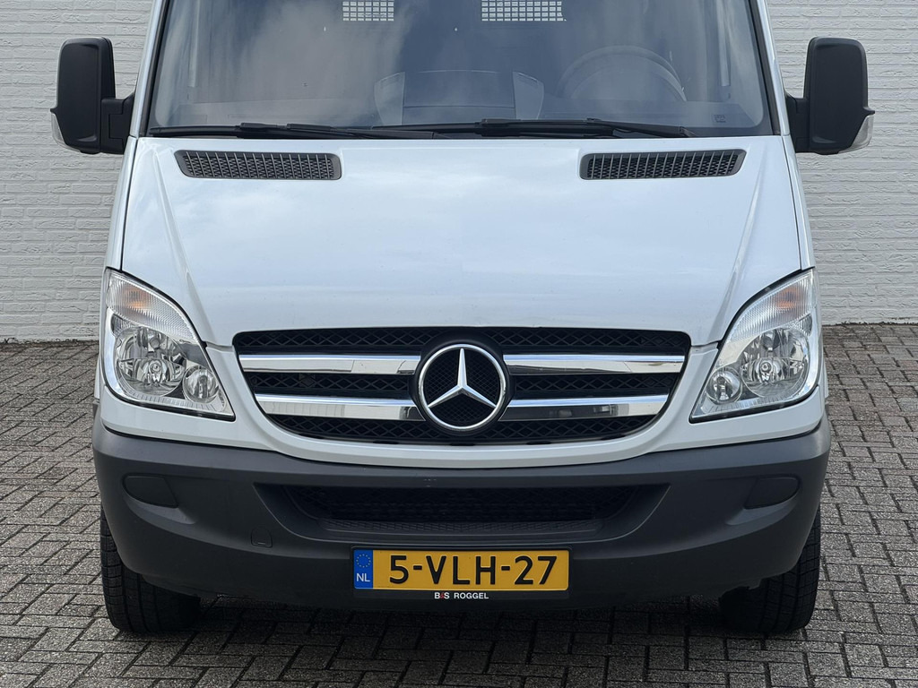 Mercedes-Benz Sprinter-213 2.2 CDI 366 DC 2x Schuifdeur Airco Imperiaal Treeplank Trekhaak 3 Zitplaatsen - 패널 밴 : 사진 3 Mercedes-Benz Sprinter-213 2.2 CDI 366 DC 2x Schuifdeur Airco Imperiaal Treeplank Trekhaak 3 Zitplaatsen - 패널 밴 : 사진 3