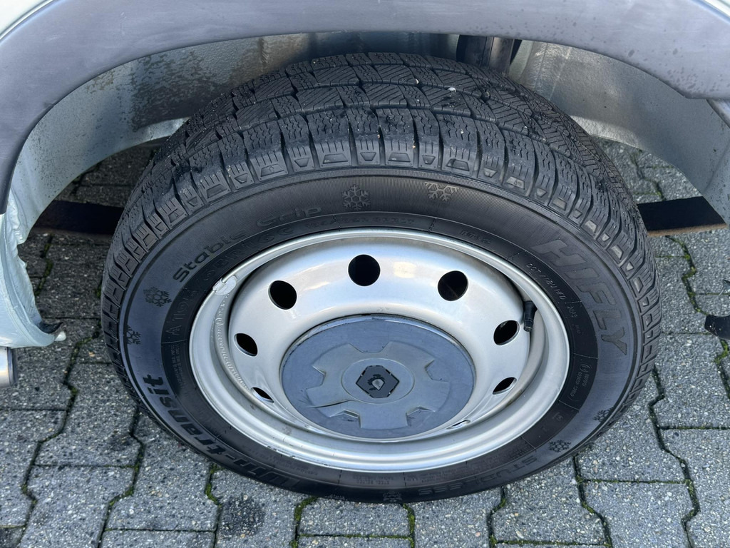 Renault Master-T28 2.5dCi L1H1 Dubbele cabine Trekhaak APK 05-2025 Loopt goed! - 콤비 밴 : 사진 4 Renault Master-T28 2.5dCi L1H1 Dubbele cabine Trekhaak APK 05-2025 Loopt goed! - 콤비 밴 : 사진 4