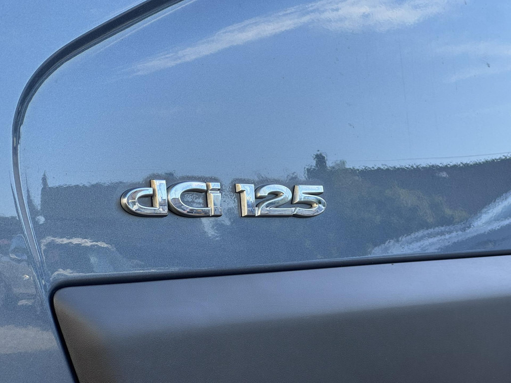 Renault Master-T33 2.3 dCi L2H2 Airco Trekhaak Cruise 3 Zits Pdc Goed onderhouden - 패널 밴 : 사진 4 Renault Master-T33 2.3 dCi L2H2 Airco Trekhaak Cruise 3 Zits Pdc Goed onderhouden - 패널 밴 : 사진 4