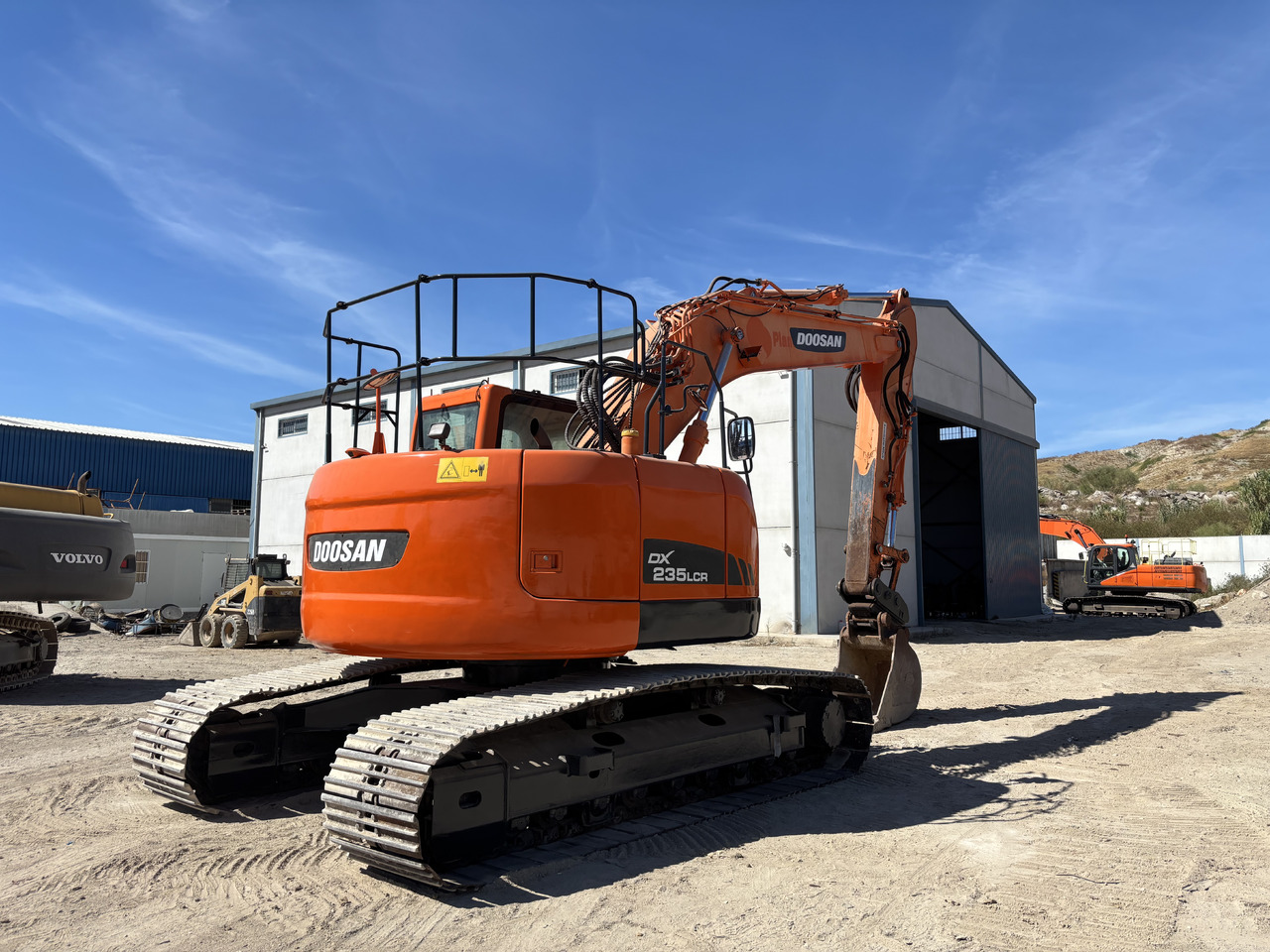 DOOSAN DX235LCR - 크롤러 굴삭기 : 사진 5 DOOSAN DX235LCR - 크롤러 굴삭기 : 사진 5