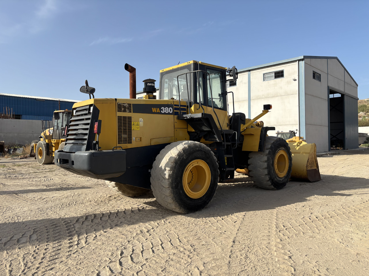 KOMATSU WA380-6 - 로더 : 사진 5 KOMATSU WA380-6 - 로더 : 사진 5