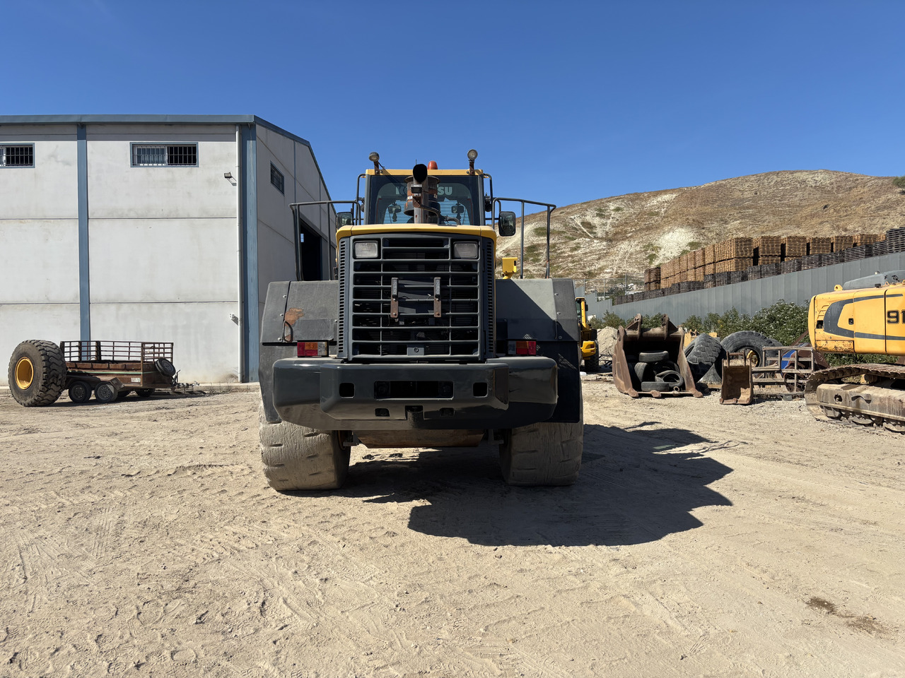 KOMATSU WA480-6 - 휠 로더 : 사진 4 KOMATSU WA480-6 - 휠 로더 : 사진 4