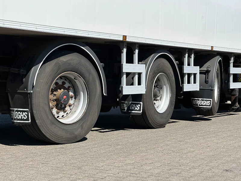 Chereau 2X Stuur-Assen / Carrier Vector 1950 / Lift-As / Apk! - 냉동 세미 트레일러 : 사진 5 Chereau 2X Stuur-Assen / Carrier Vector 1950 / Lift-As / Apk! - 냉동 세미 트레일러 : 사진 5