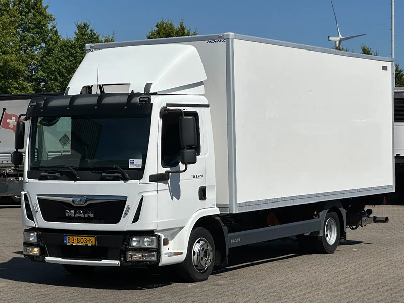 MAN TGL 8.220 4x2 Gesloten Opbouw / Laadklep / Euro 6 - 박스 트럭 : 사진 1 MAN TGL 8.220 4x2 Gesloten Opbouw / Laadklep / Euro 6 - 박스 트럭 : 사진 1