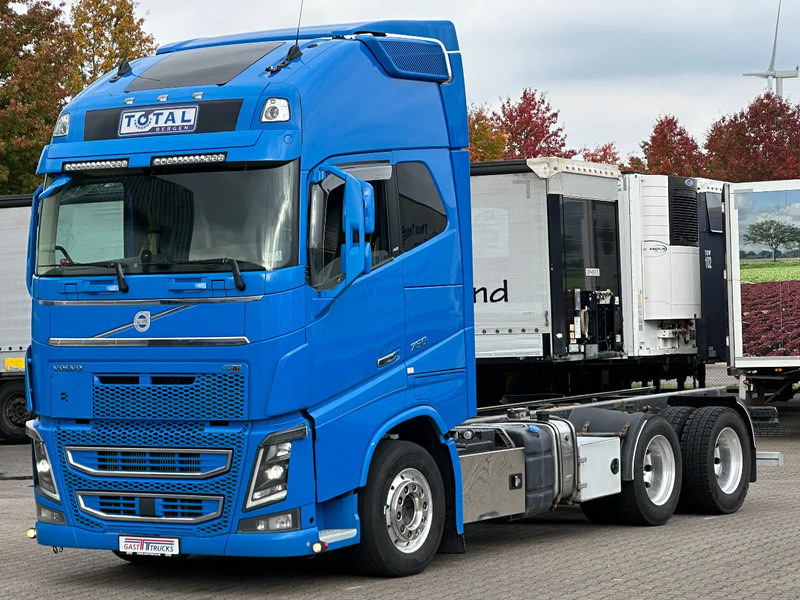Volvo FH 16.750 6x4 Globe XL Chassis Retarder 3.90 Wb Full Air - 캡 새시 트럭 : 사진 1 Volvo FH 16.750 6x4 Globe XL Chassis Retarder 3.90 Wb Full Air - 캡 새시 트럭 : 사진 1