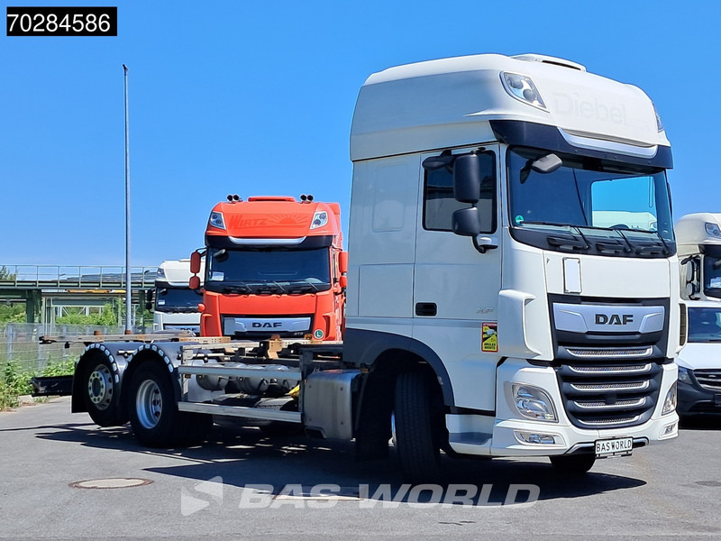 DAF XF 450 6X2 BDF SSC Retarder 2x Tanks Liftachse Standklima LED ACC Euro 6 - 컨테이너 운반 장치/ 스와프 보디 트럭 : 사진 3 DAF XF 450 6X2 BDF SSC Retarder 2x Tanks Liftachse Standklima LED ACC Euro 6 - 컨테이너 운반 장치/ 스와프 보디 트럭 : 사진 3