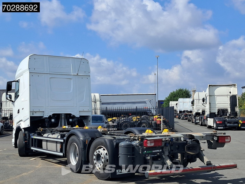 DAF XG 480 6X2 BDF 2xTanks Lift+lenkasche Automatic ACC LED Euro 6 - 컨테이너 운반 장치/ 스와프 보디 트럭 : 사진 2 DAF XG 480 6X2 BDF 2xTanks Lift+lenkasche Automatic ACC LED Euro 6 - 컨테이너 운반 장치/ 스와프 보디 트럭 : 사진 2