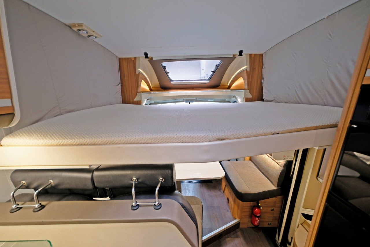세미 통합 모터홈 Adria Matrix M 670 SL/Einzelbetten+Hubbett/Klima/Solar : 사진 11