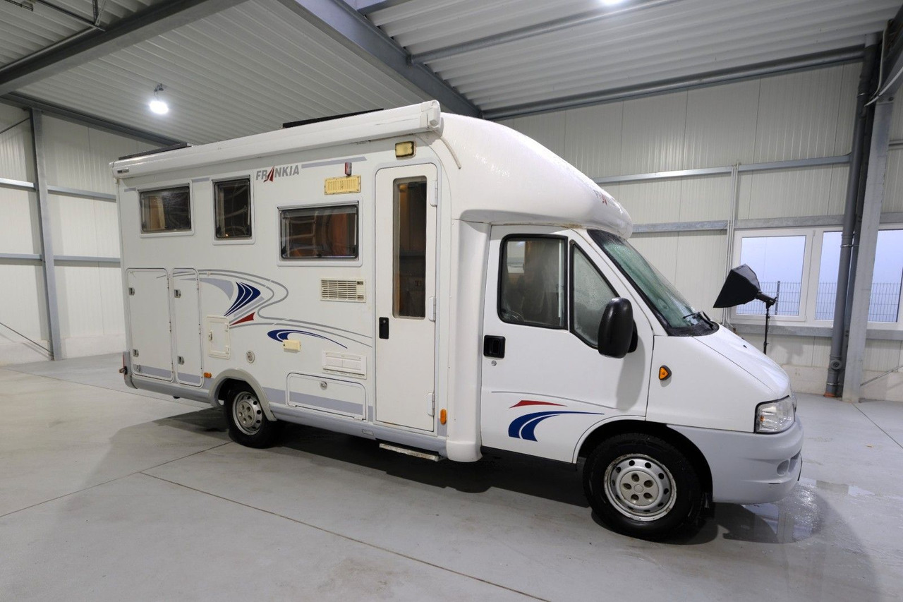 Frankia T 650 BD/Festbett/Garage/Solar/Markise Frankia T 650 BD/Festbett/Garage/Solar/Markise - 세미 통합 모터홈 : 사진 1 Frankia T 650 BD/Festbett/Garage/Solar/Markise Frankia T 650 BD/Festbett/Garage/Solar/Markise - 세미 통합 모터홈 : 사진 1