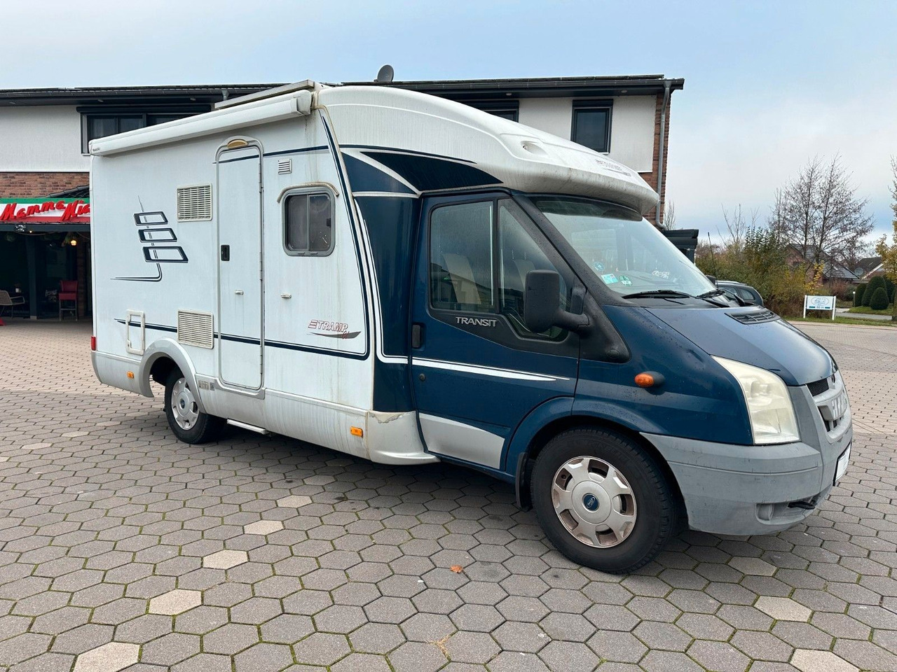 HYMER / ERIBA / HYMERCAR TRAMP T 572 CL/Festbett/Klima/Markise HYMER / ERIBA / HYMERCAR TRAMP T 572 CL/Festbett/Klima/Markise - 세미 통합 모터홈 : 사진 2 HYMER / ERIBA / HYMERCAR TRAMP T 572 CL/Festbett/Klima/Markise HYMER / ERIBA / HYMERCAR TRAMP T 572 CL/Festbett/Klima/Markise - 세미 통합 모터홈 : 사진 2