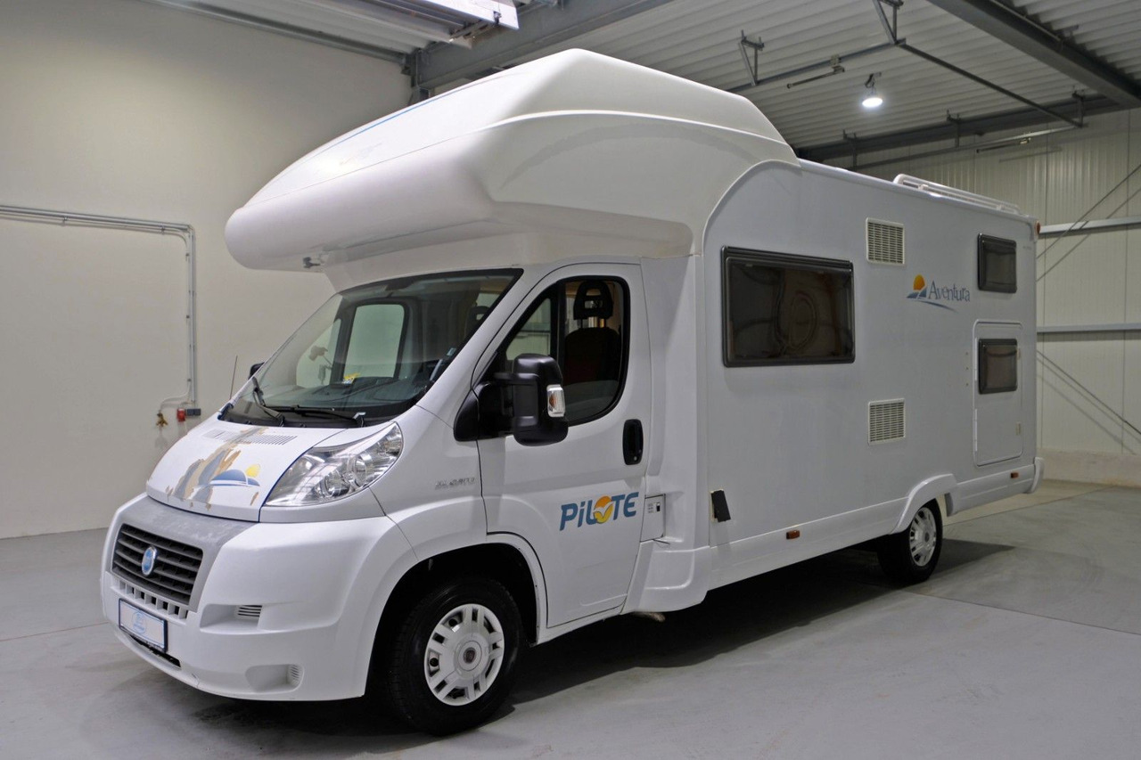 Pilote Aventura A 710/Etagenbetten/Klima/Markise/Finanz - 알코브 모터홈 : 사진 2 Pilote Aventura A 710/Etagenbetten/Klima/Markise/Finanz - 알코브 모터홈 : 사진 2