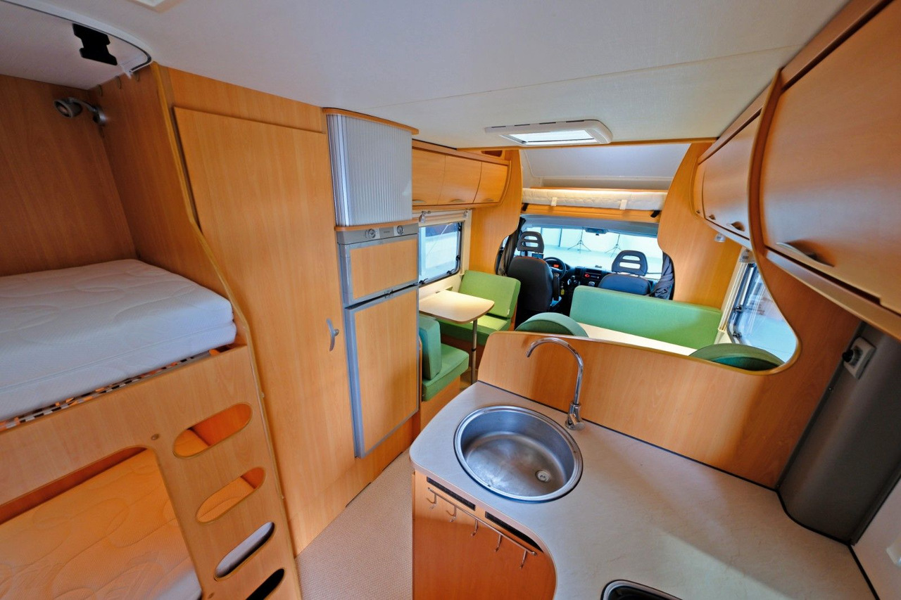 Pilote Aventura A 710/Etagenbetten/Klima/Markise/Finanz - 알코브 모터홈 : 사진 5 Pilote Aventura A 710/Etagenbetten/Klima/Markise/Finanz - 알코브 모터홈 : 사진 5