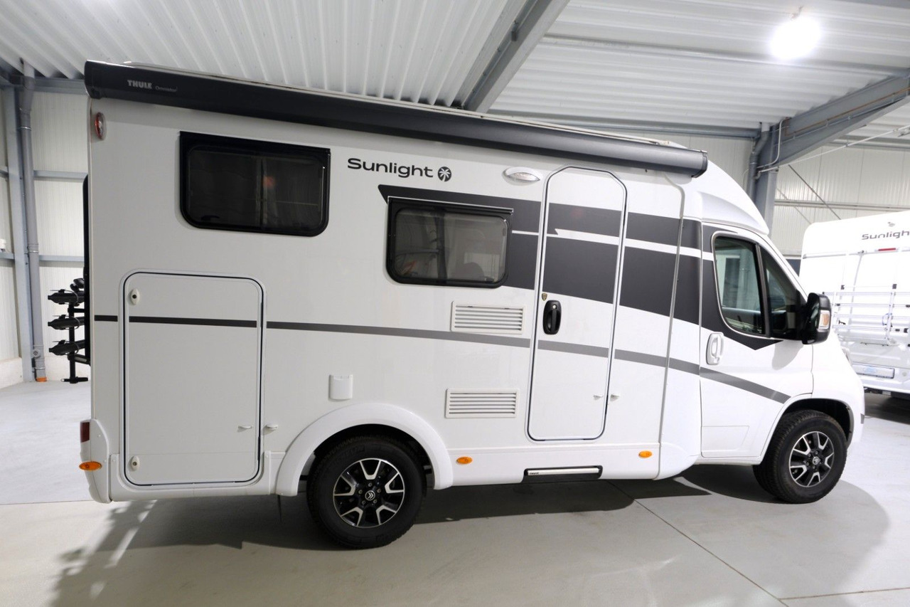 Sunlight V 60 Adventure Edition/Festbett/Garage/Klima/TOP - 세미 통합 모터홈 : 사진 4 Sunlight V 60 Adventure Edition/Festbett/Garage/Klima/TOP - 세미 통합 모터홈 : 사진 4